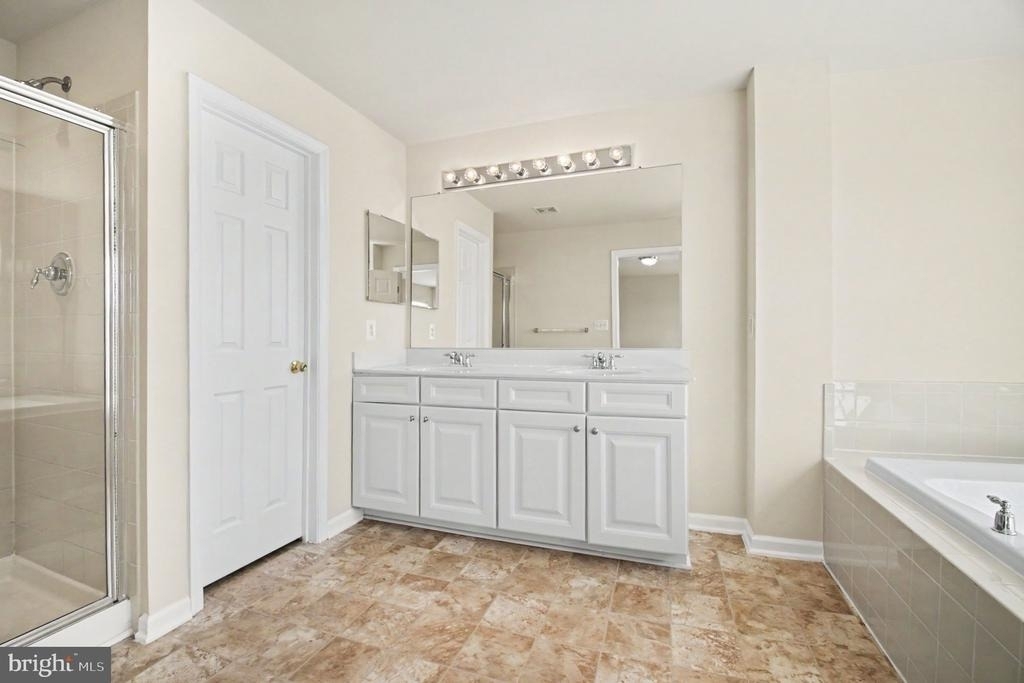 1114 Ellis Avenue - Photo 18