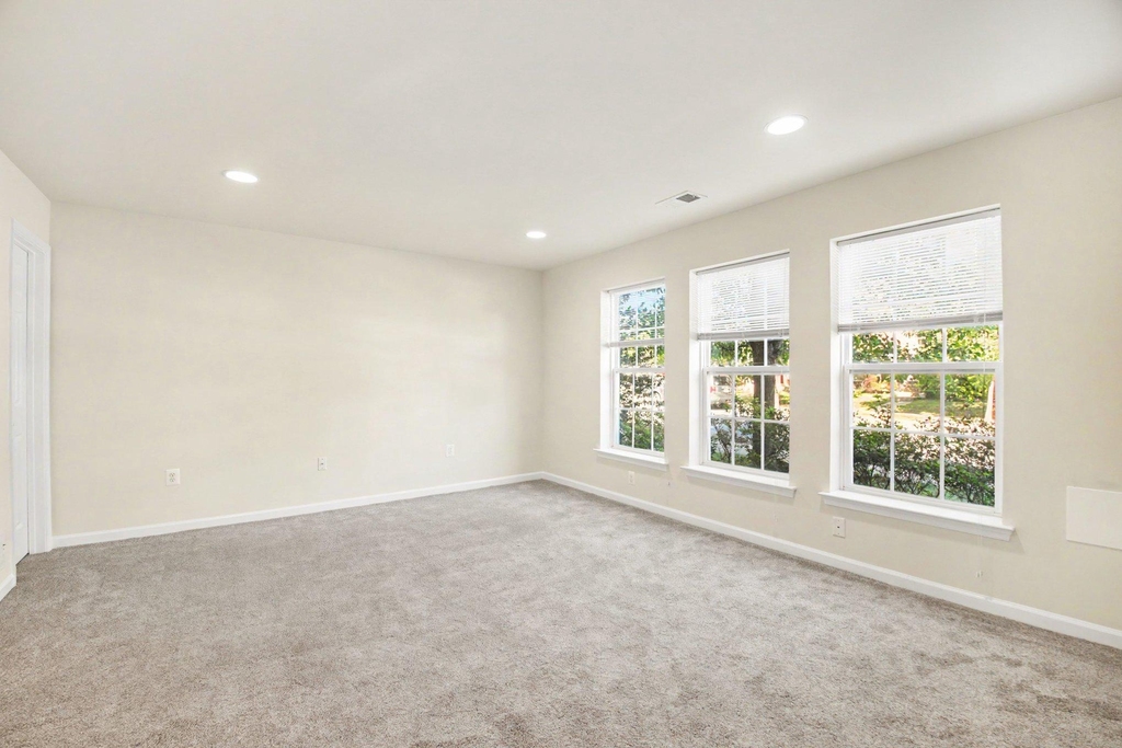 1114 Ellis Avenue - Photo 20
