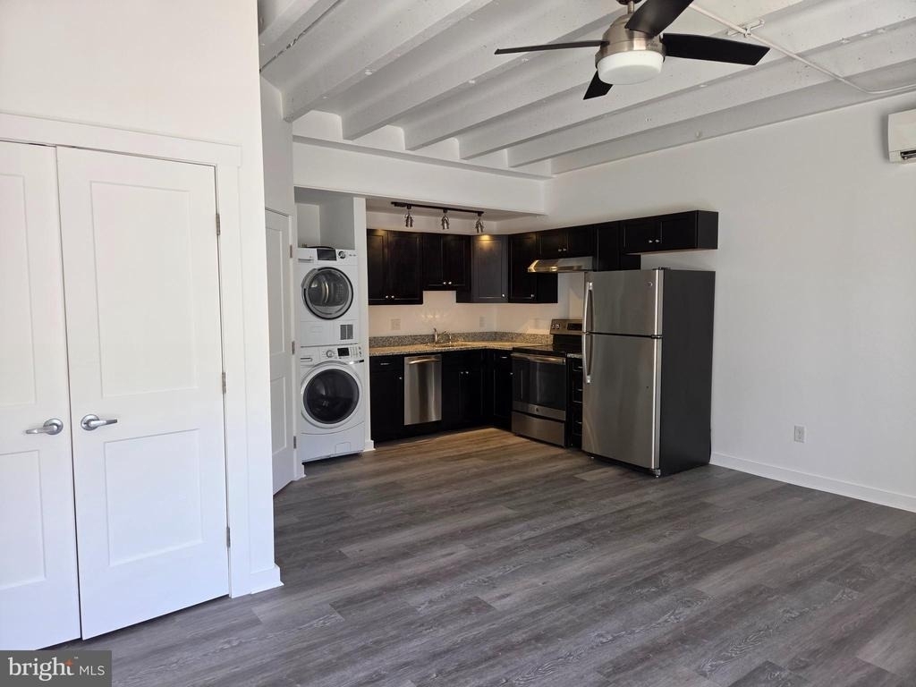 2201 Princess Anne Street - Photo 5