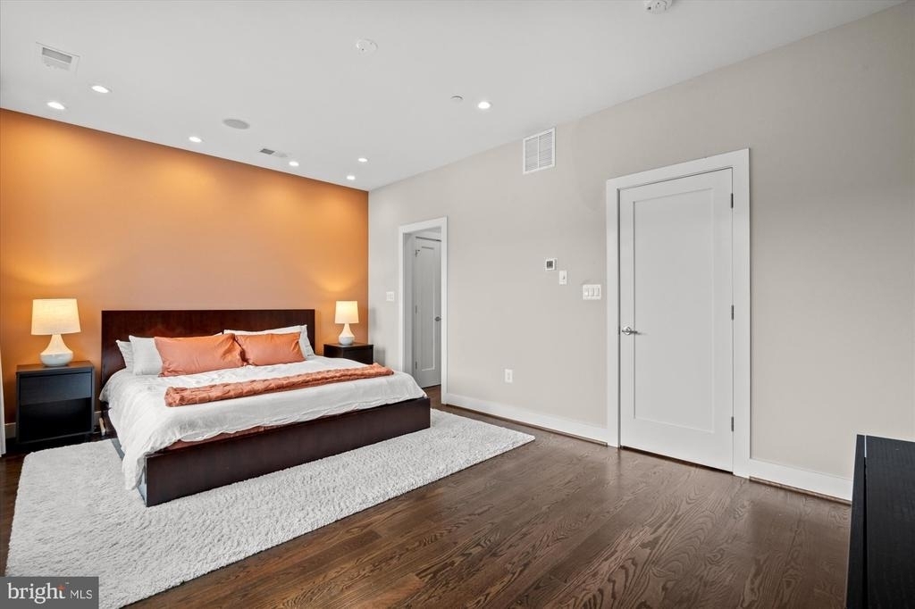 607 Slade Court - Photo 12