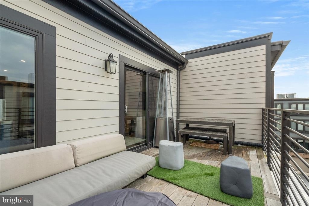 607 Slade Court - Photo 19