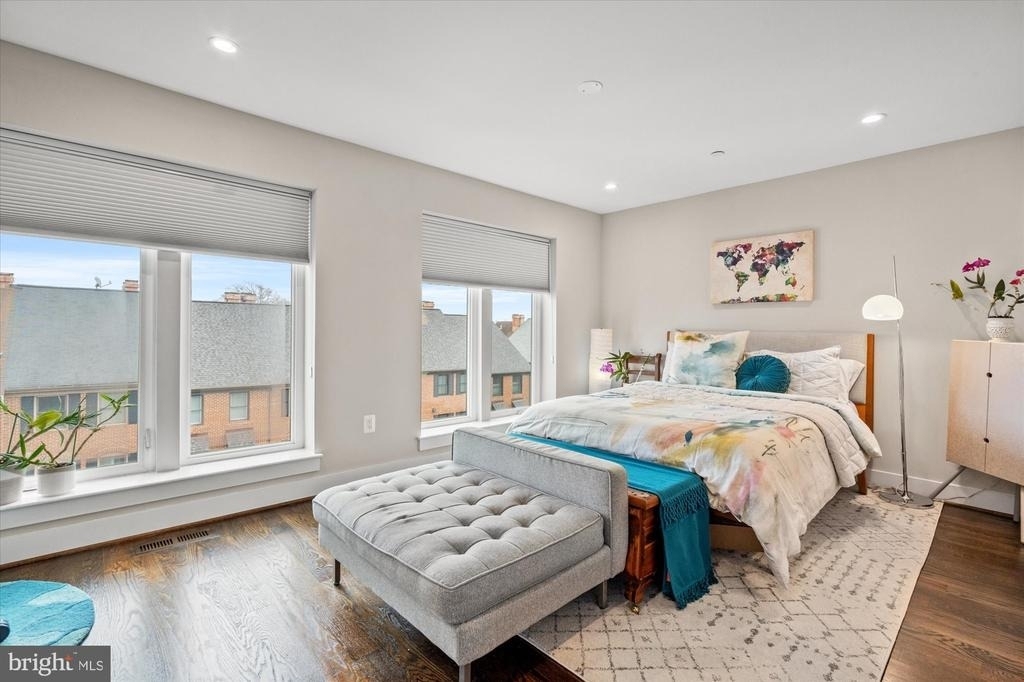 607 Slade Court - Photo 9