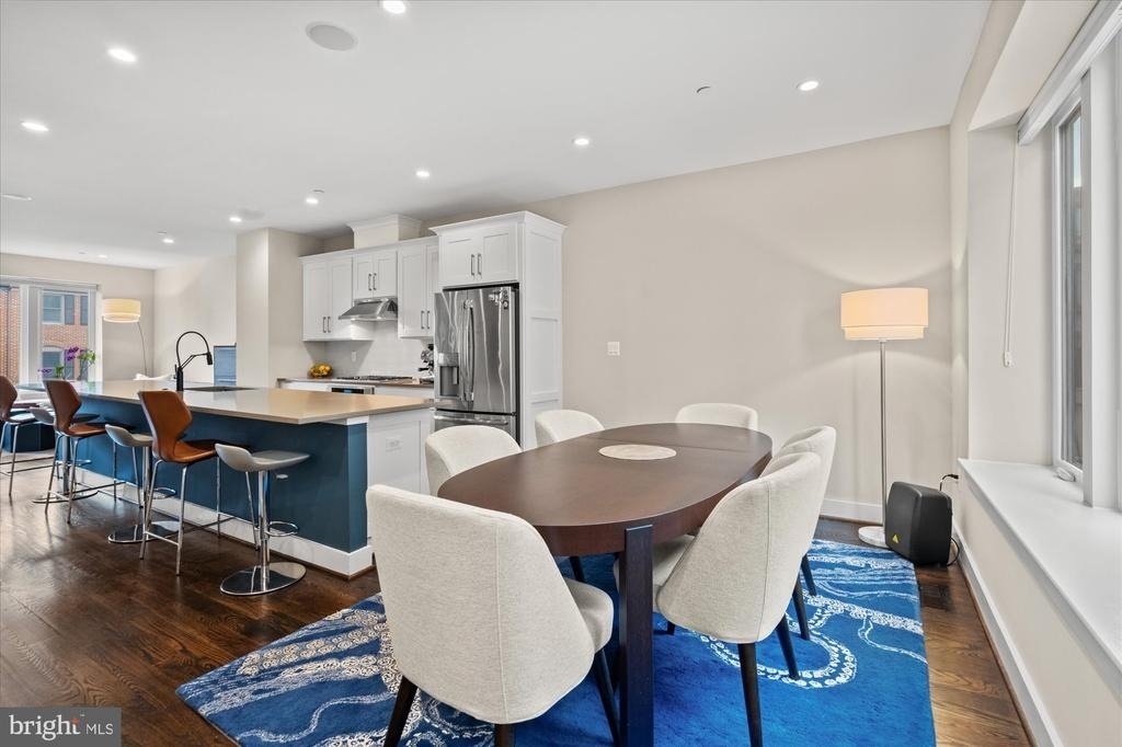 607 Slade Court - Photo 4