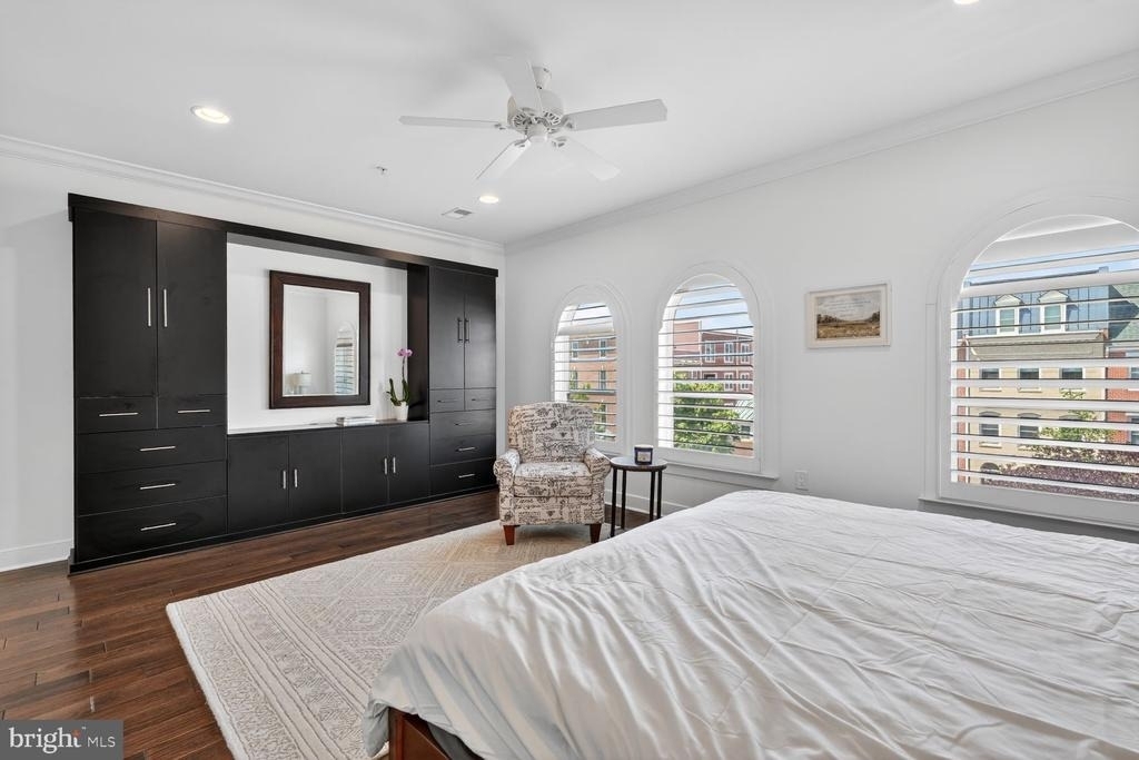 619 E Custis Avenue - Photo 15