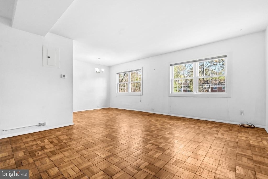 1615 Mount Eagle Place - Photo 12