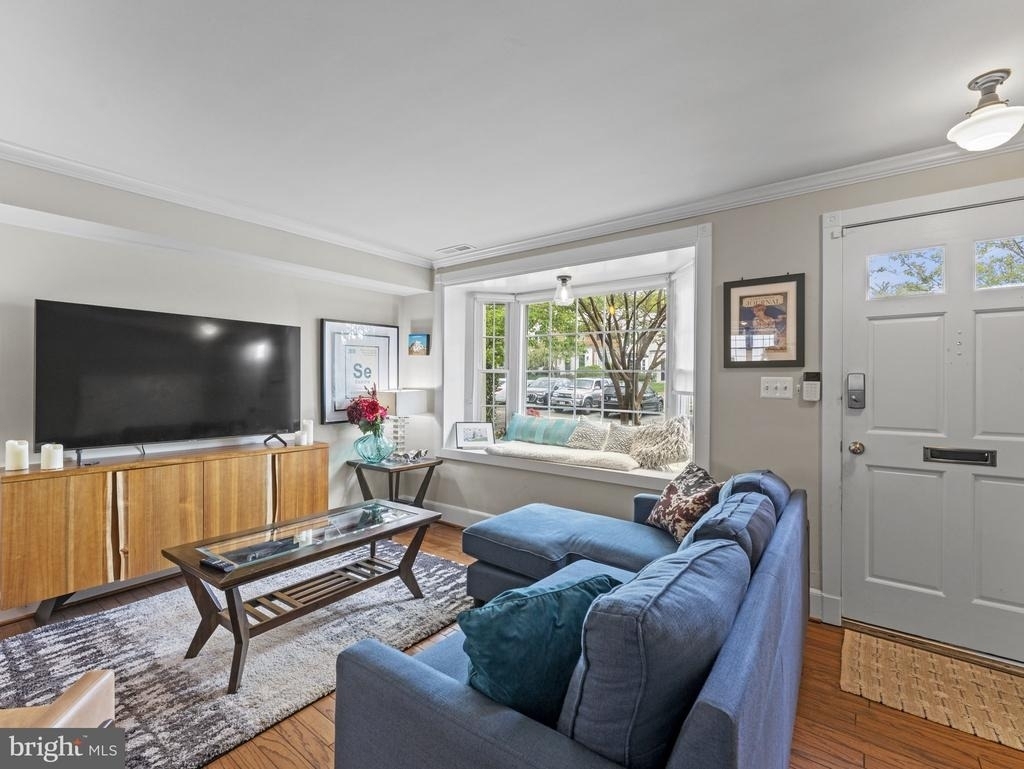 3812 Keller Avenue - Photo 3