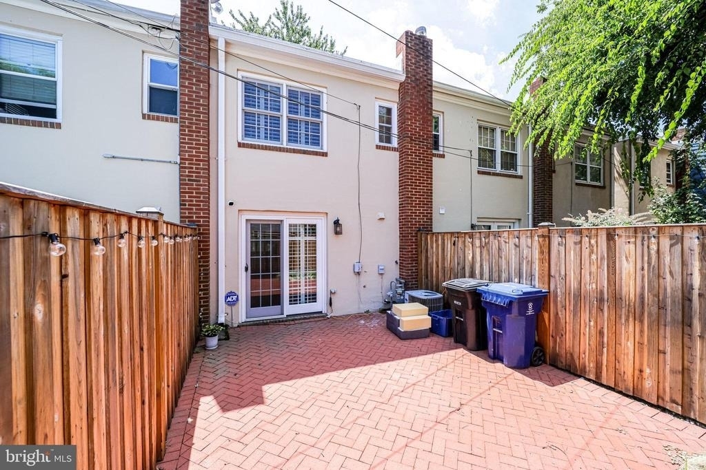 1317 Queen Street - Photo 22