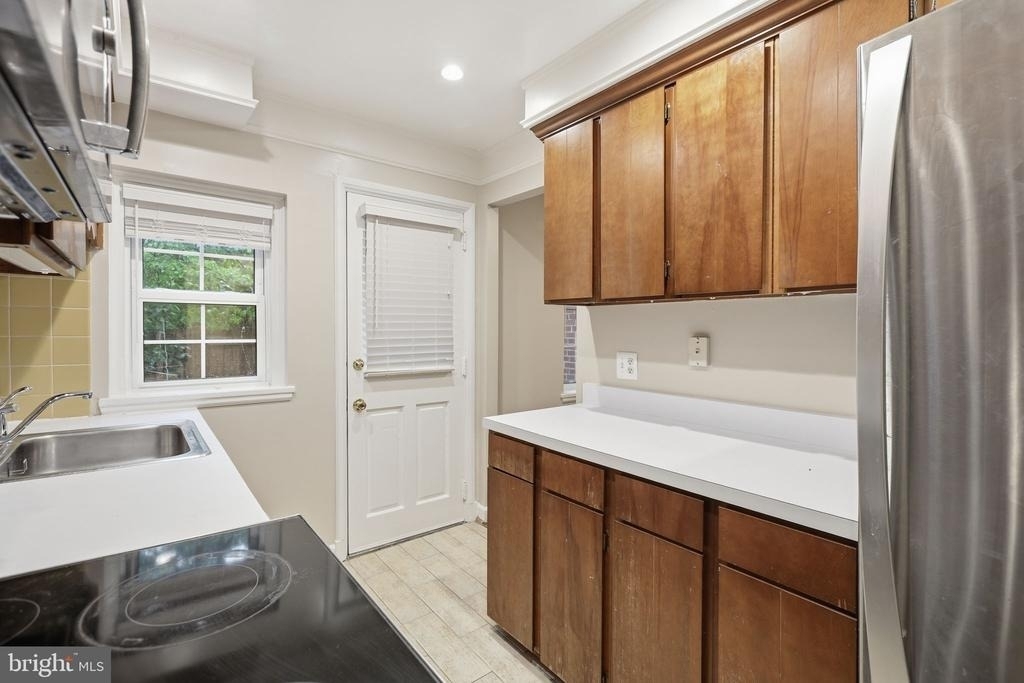 4844 28th Street S - Photo 8
