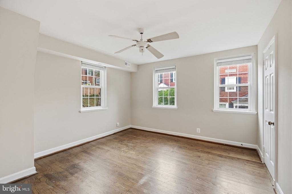 4844 28th Street S - Photo 18