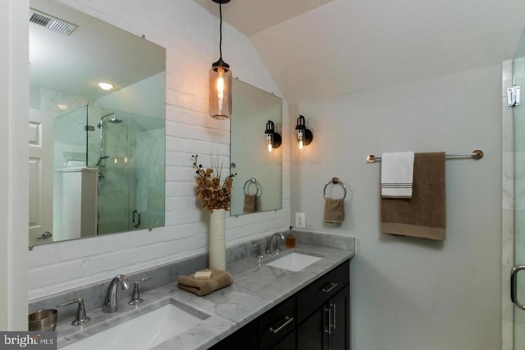 5313 2nd Street N - Photo 10