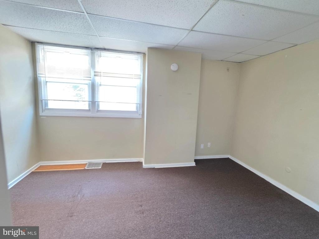 4037 Baltimore Avenue - Photo 6