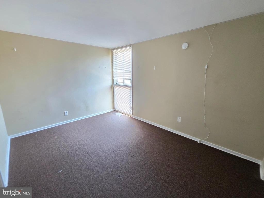 4037 Baltimore Avenue - Photo 9
