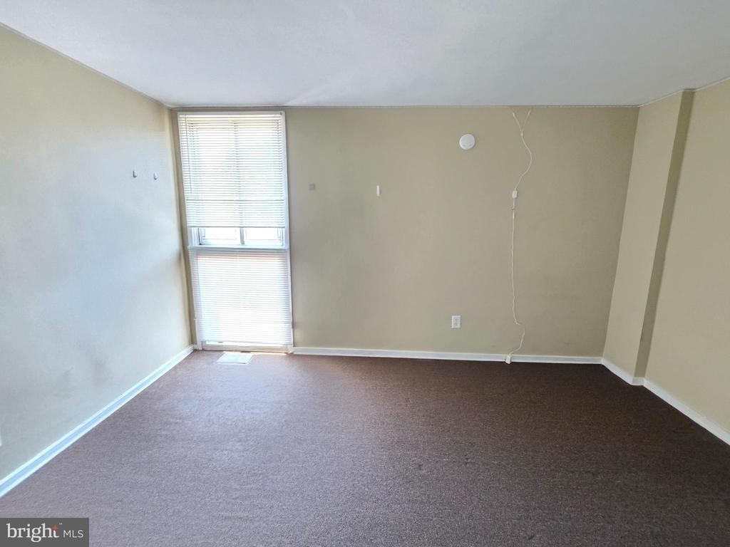 4037 Baltimore Avenue - Photo 8