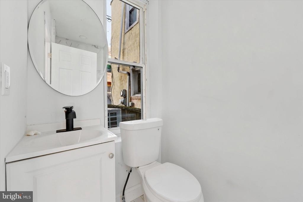 2046 S Norwood Street - Photo 6