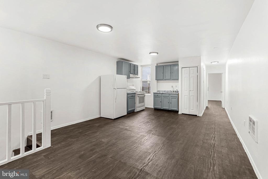 3316 Kensington Avenue - Photo 1