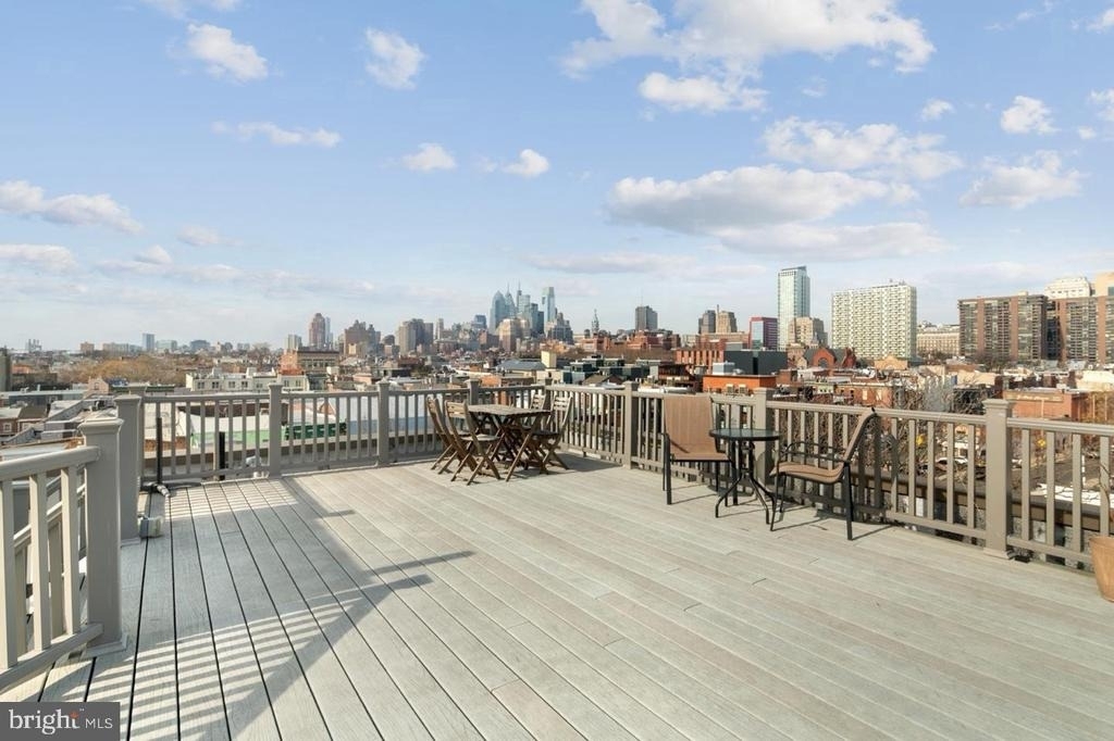 427 Monroe Street - Photo 9