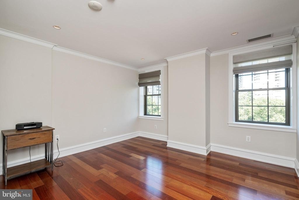 219 S 18th Street - Photo 13