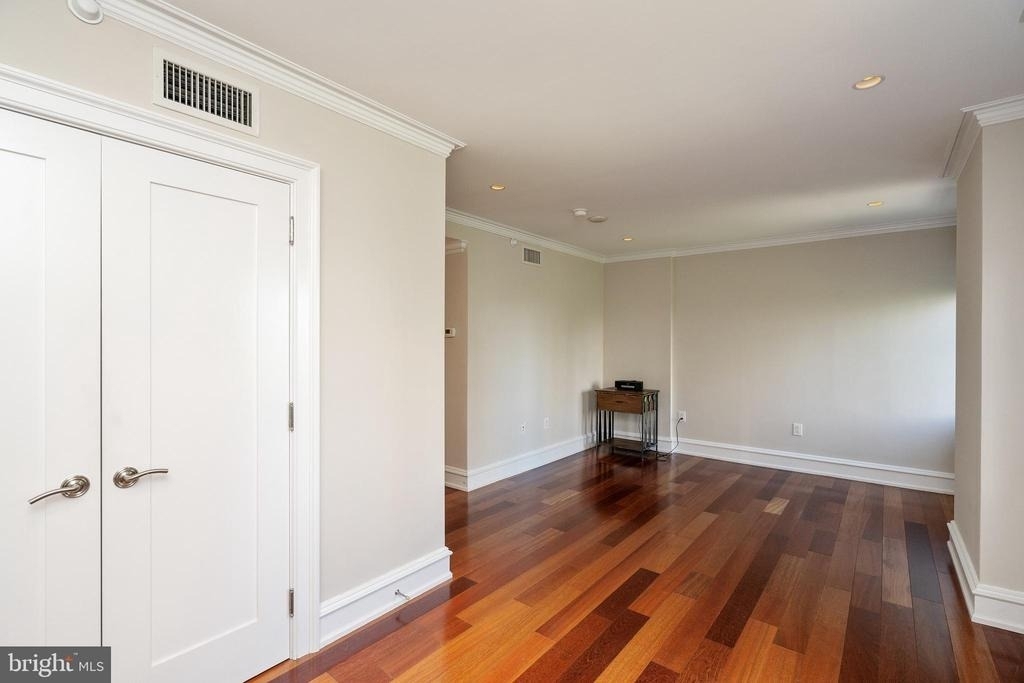 219 S 18th Street - Photo 15