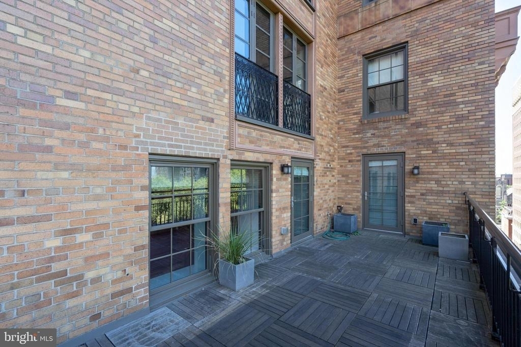 219 S 18th Street - Photo 22