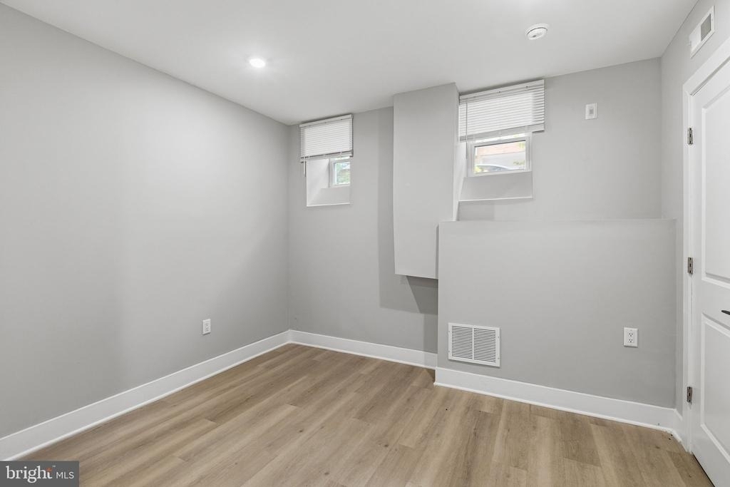 856 N 19th Street - Photo 10
