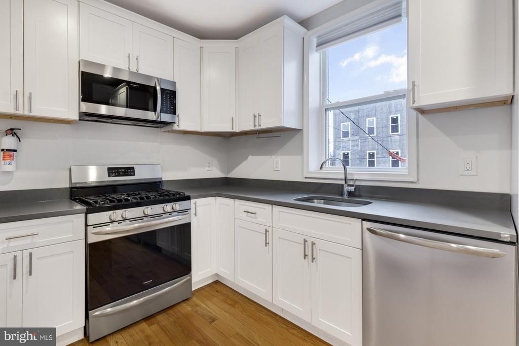 1302 N 19th Street - Photo 4