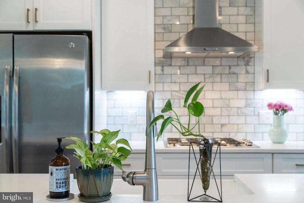 159 E Allen Street - Photo 14