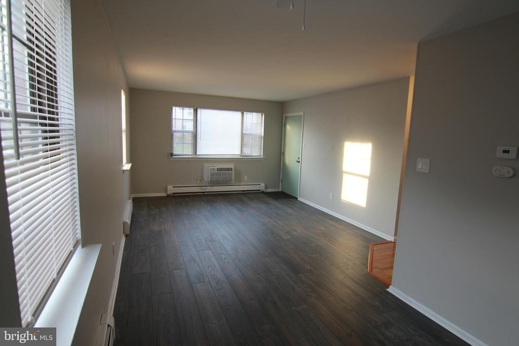 9 Thomas Road - Photo 3