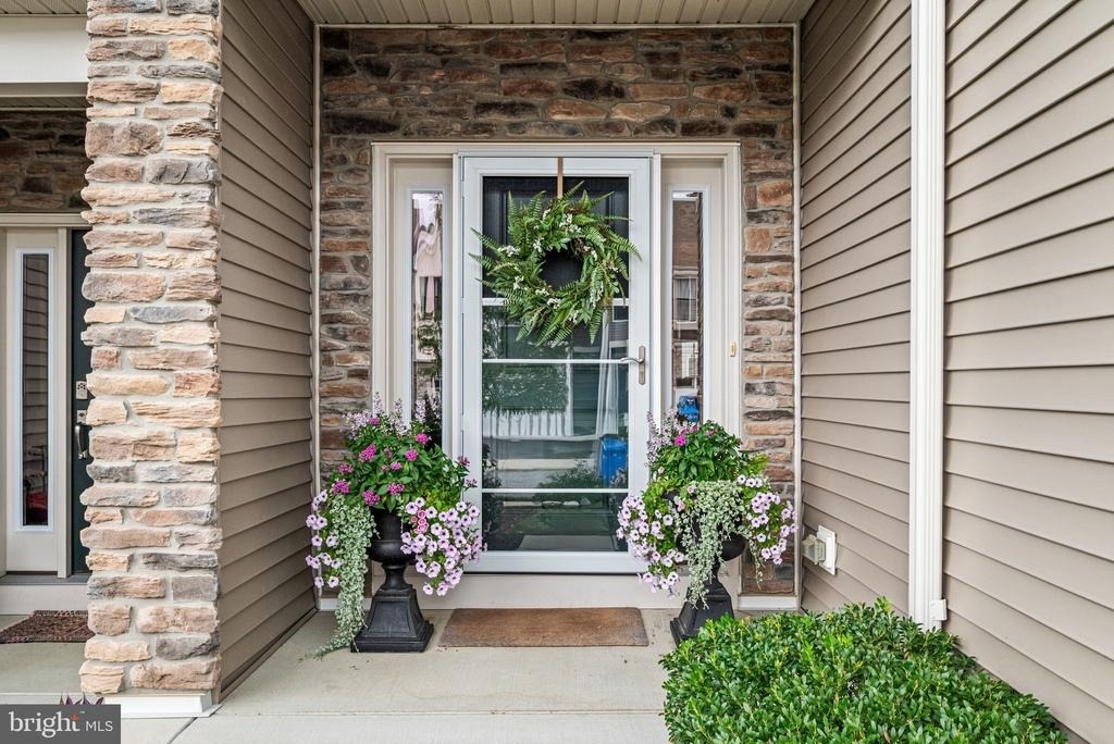 103 Segel Drive - Photo 1