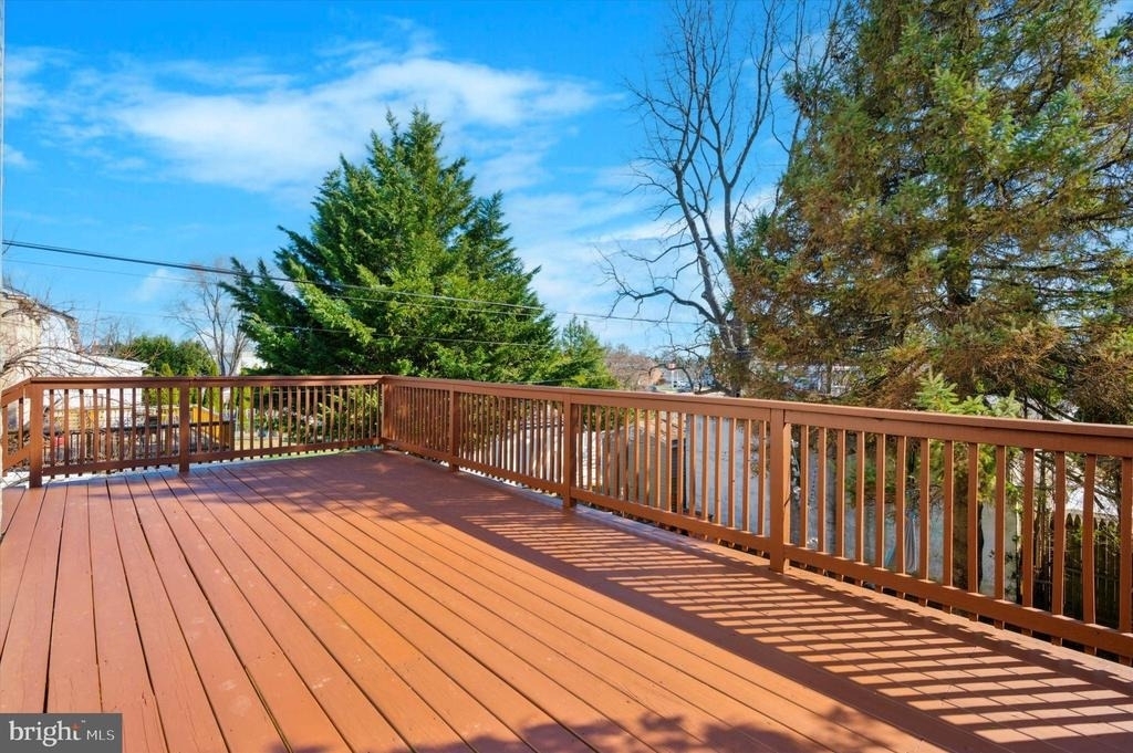 1156 Garfield Avenue - Photo 23