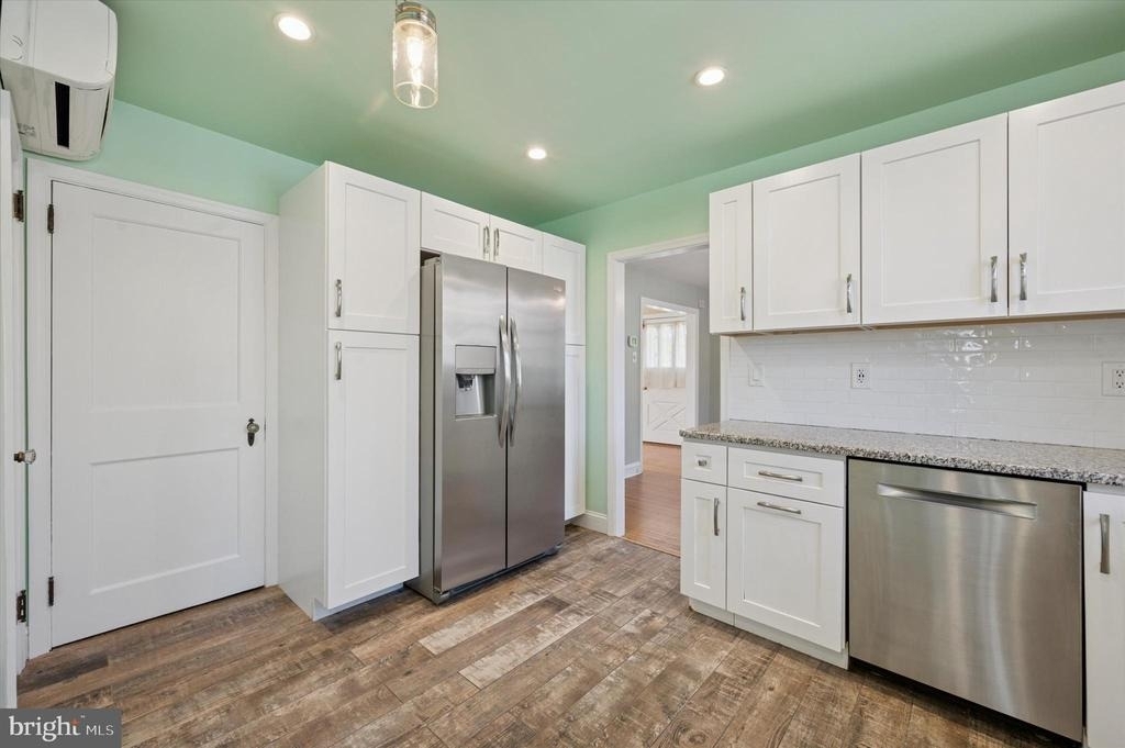 1156 Garfield Avenue - Photo 9