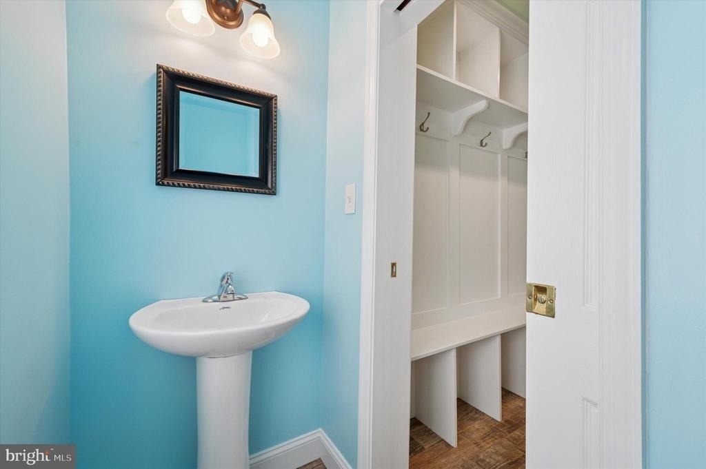 1156 Garfield Avenue - Photo 10