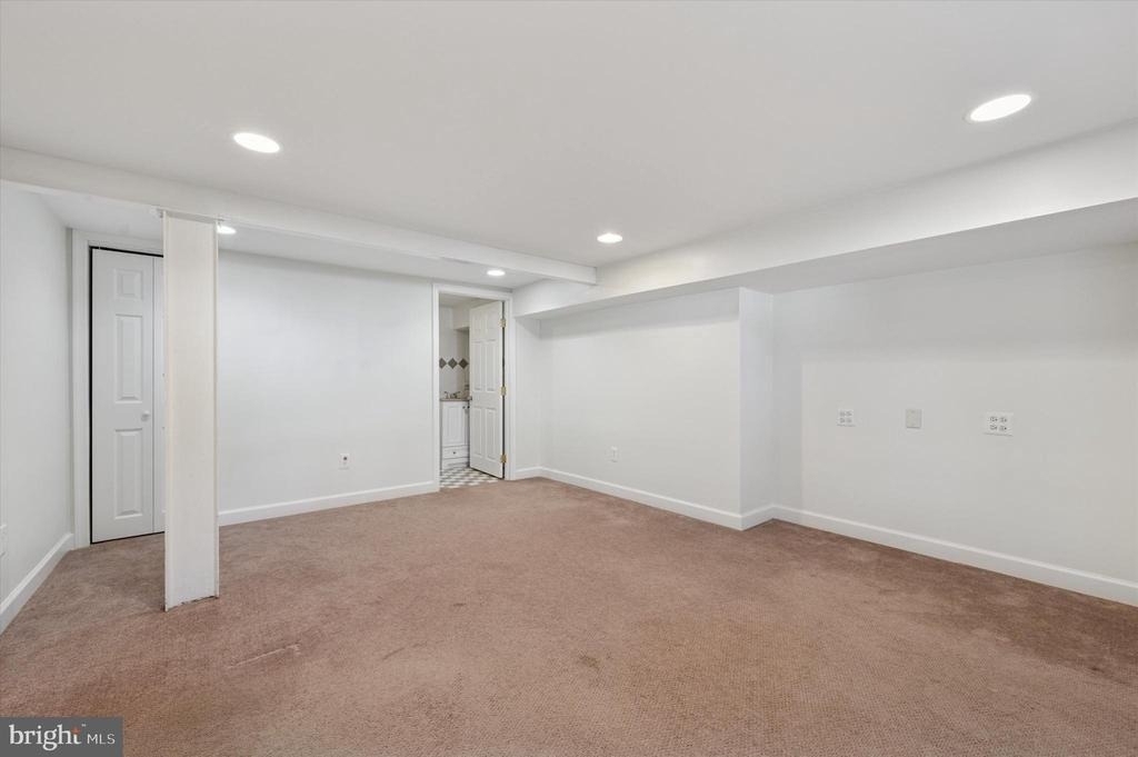 1156 Garfield Avenue - Photo 20