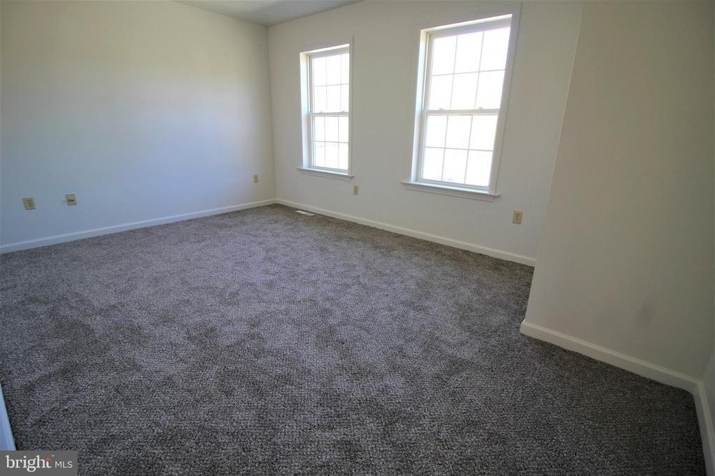 1431 Valley Road - Photo 8