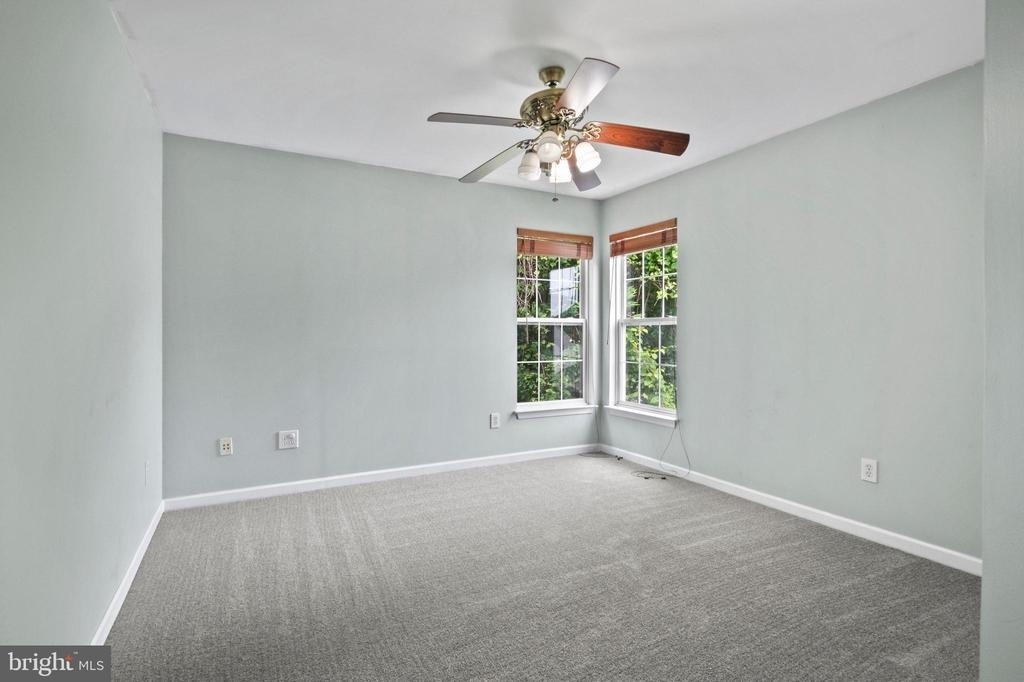 929 N York Drive - Photo 21
