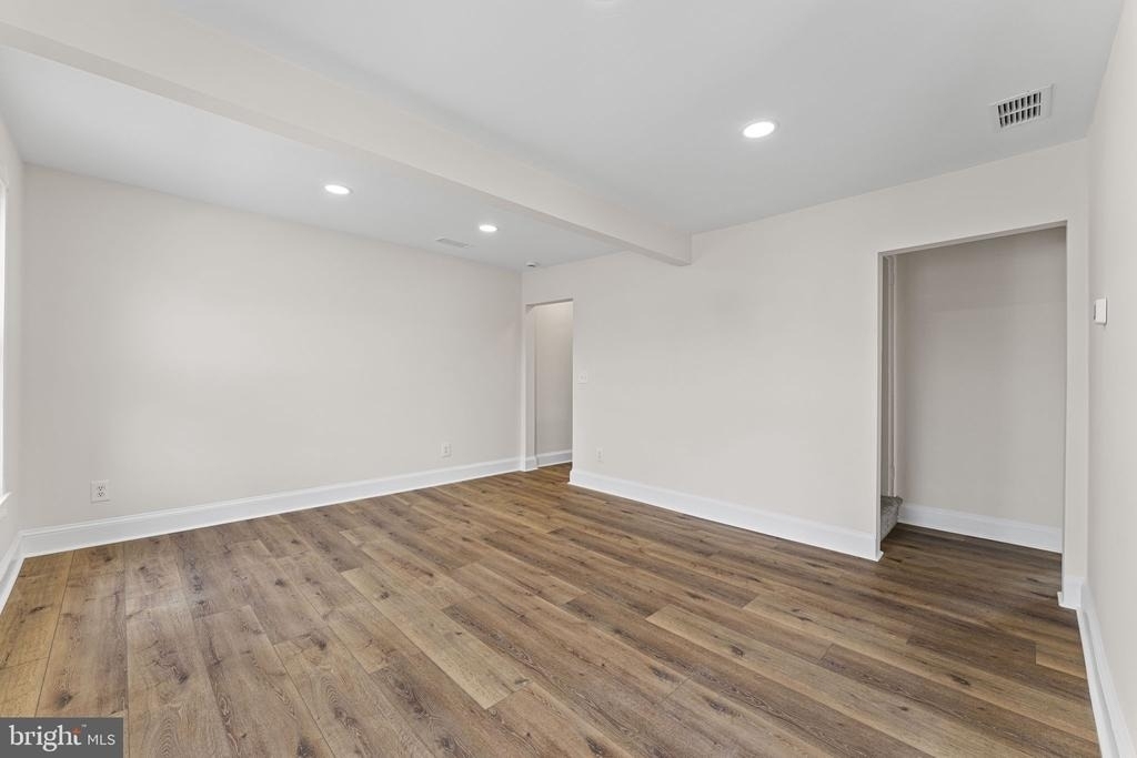 116 E King Street - Photo 6