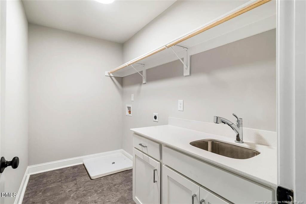 5709 Parker Pines Court - Photo 18