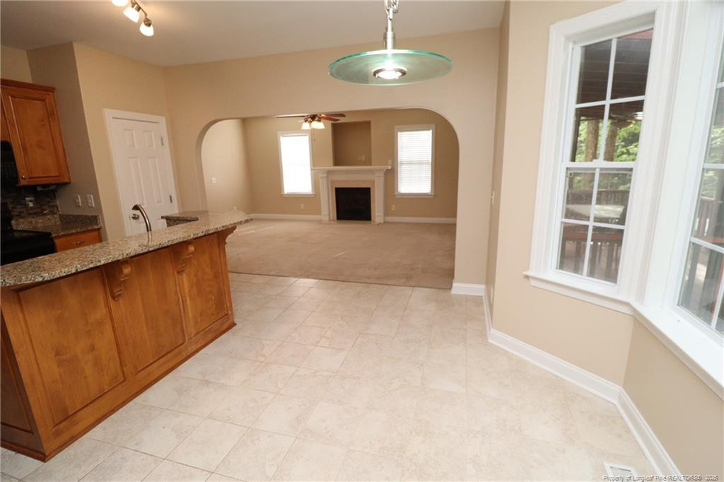 36 W Trafalgar Court - Photo 14