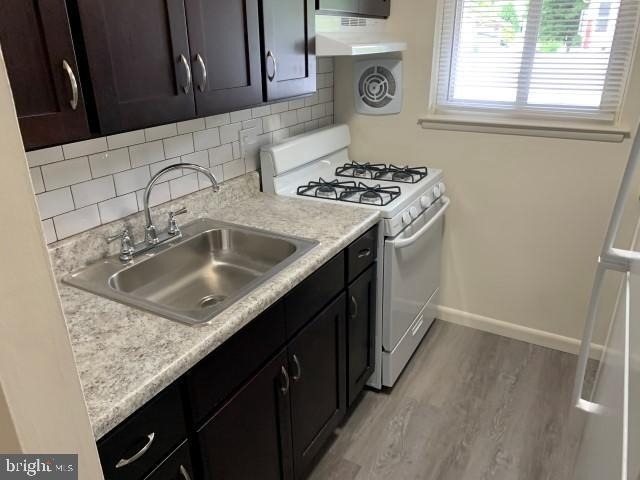 126 E Maple Avenue - Photo 8