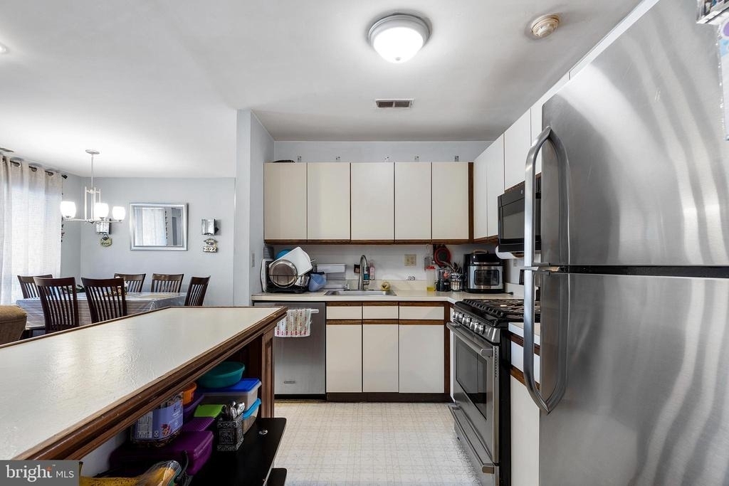 1102 Diamond Drive - Photo 5