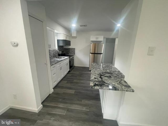 2715 Crest Avenue - Photo 3