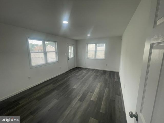 2715 Crest Avenue - Photo 12
