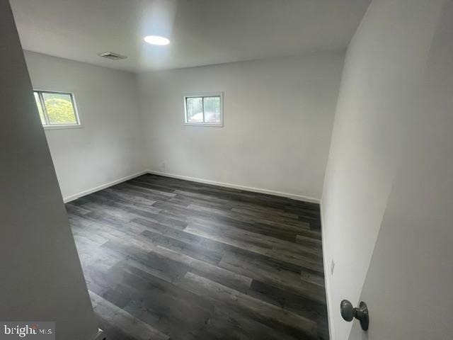 2715 Crest Avenue - Photo 6