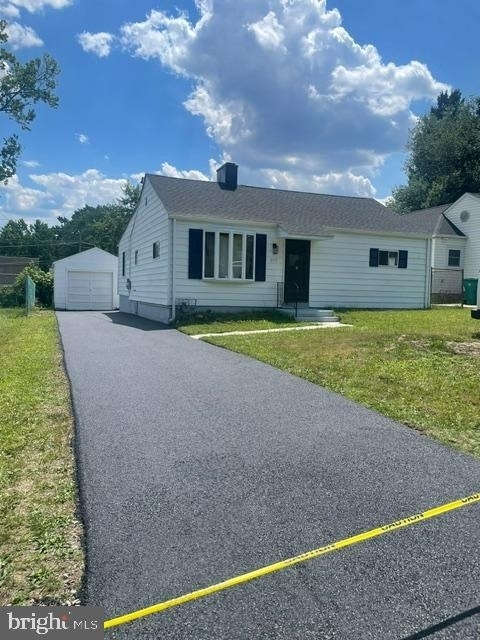 2715 Crest Avenue - Photo 1