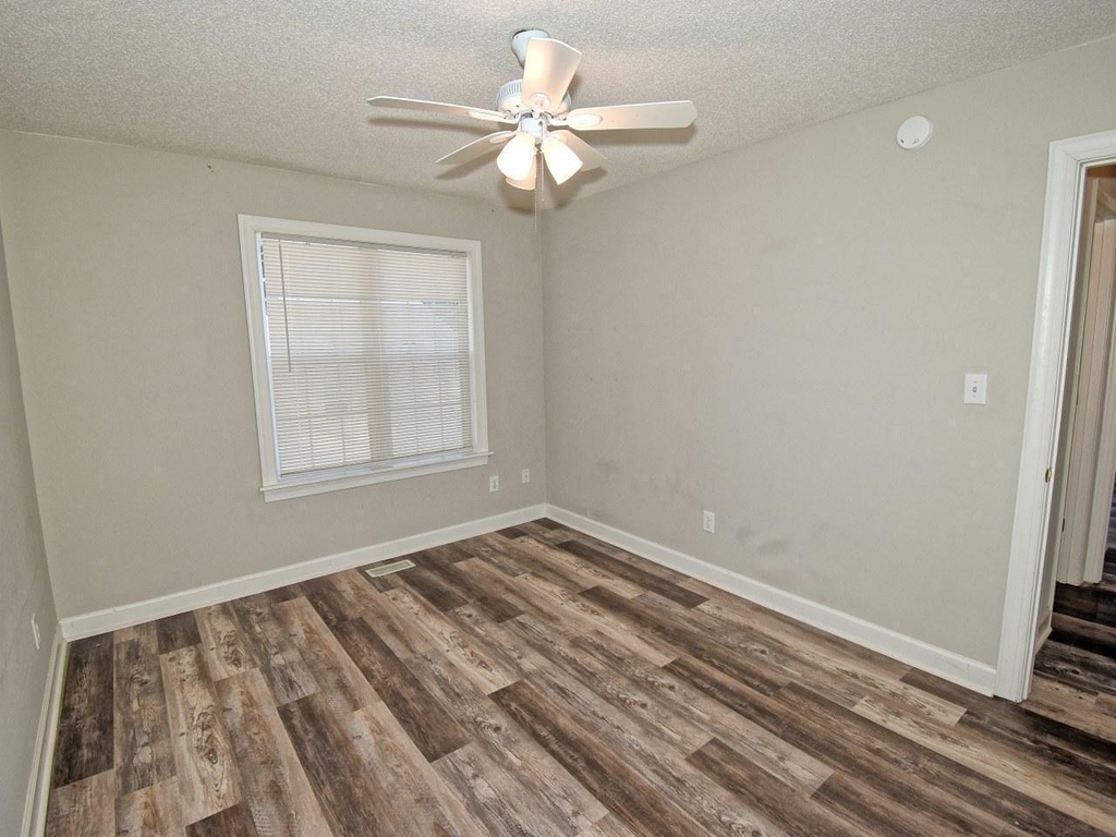 239 Tillamook Drive - Photo 23