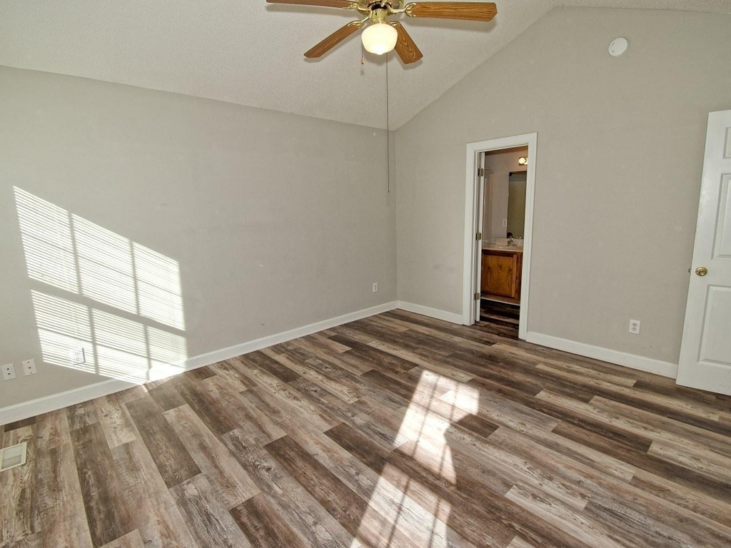 239 Tillamook Drive - Photo 19