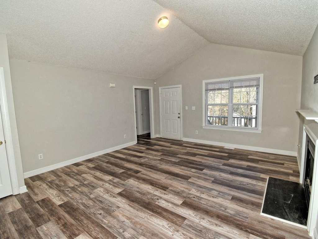 239 Tillamook Drive - Photo 5