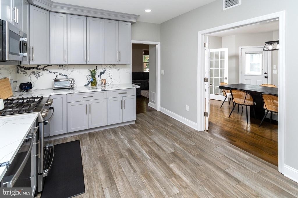 2633 Nottingham Way - Photo 16