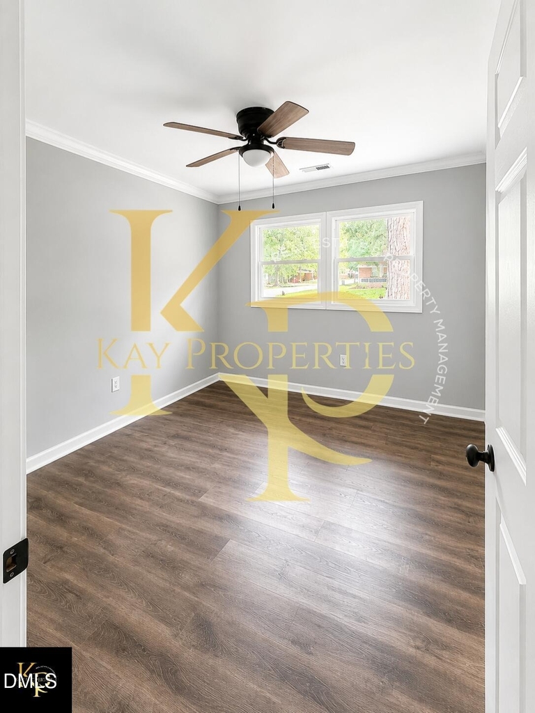 1828 Windsor Drive - Photo 15