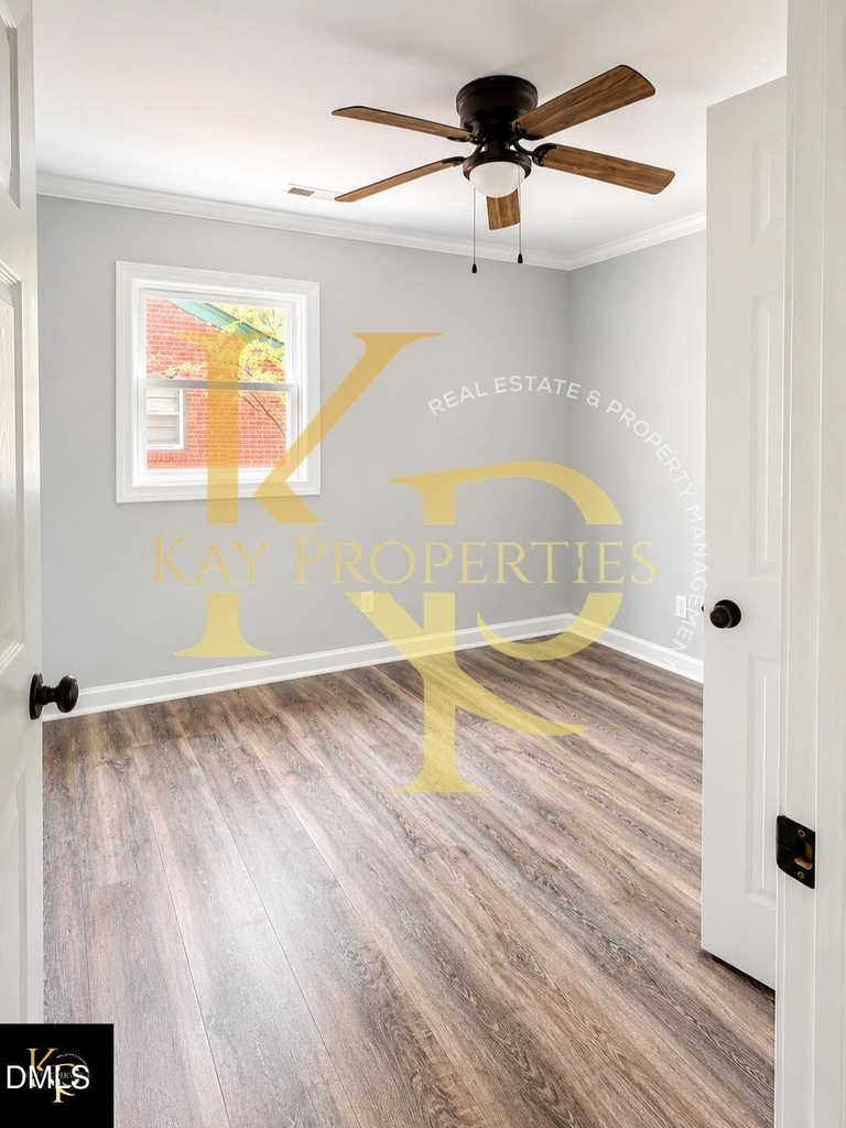 1828 Windsor Drive - Photo 16