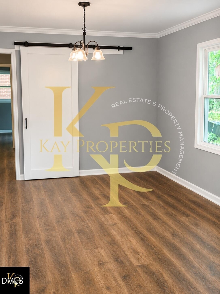 1828 Windsor Drive - Photo 11